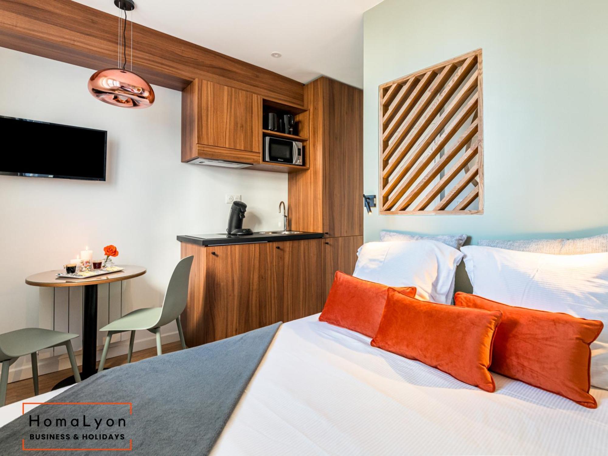 Studios Part-Dieu Gare - Homalyon Apartment